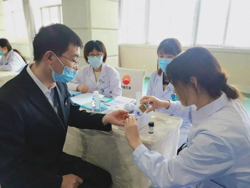 愛心永恒，健康加油——甘肅寶石花醫(yī)院健康咨詢義診活動(dòng)走進(jìn)中國(guó)石油甘肅銷售公司